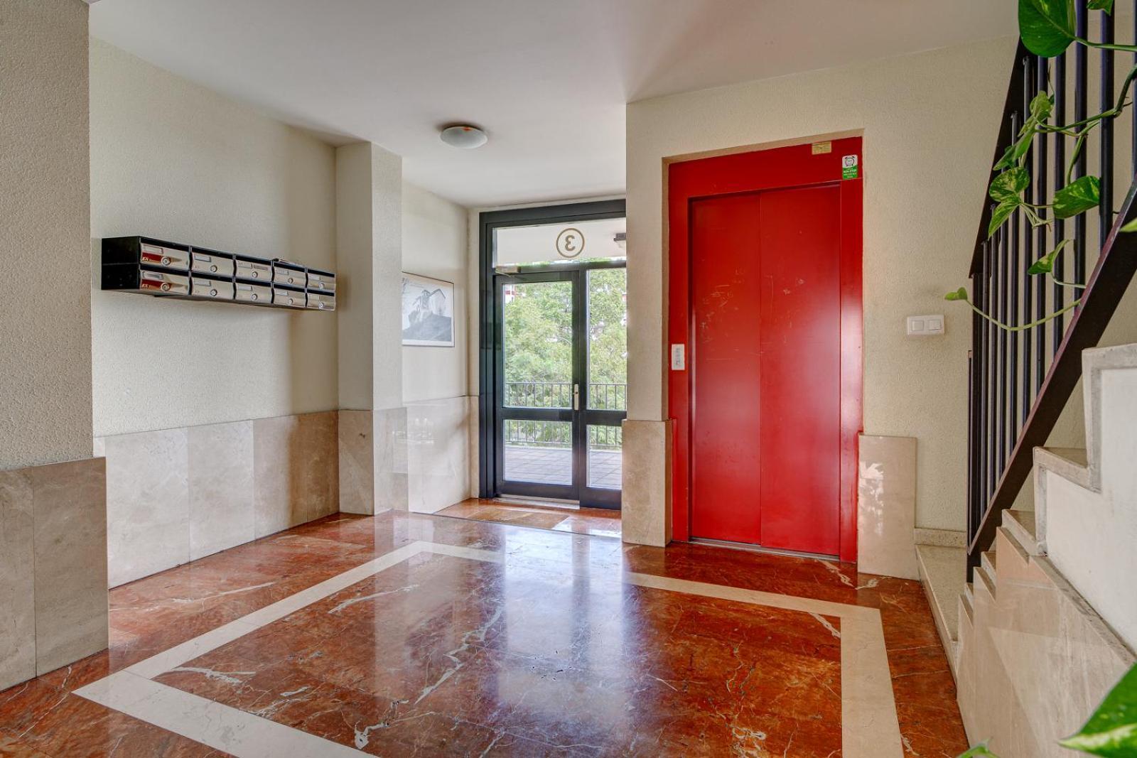 Luminoso Atico Con Terraza, Irun, Parking, 4Pax Appartement Buitenkant foto