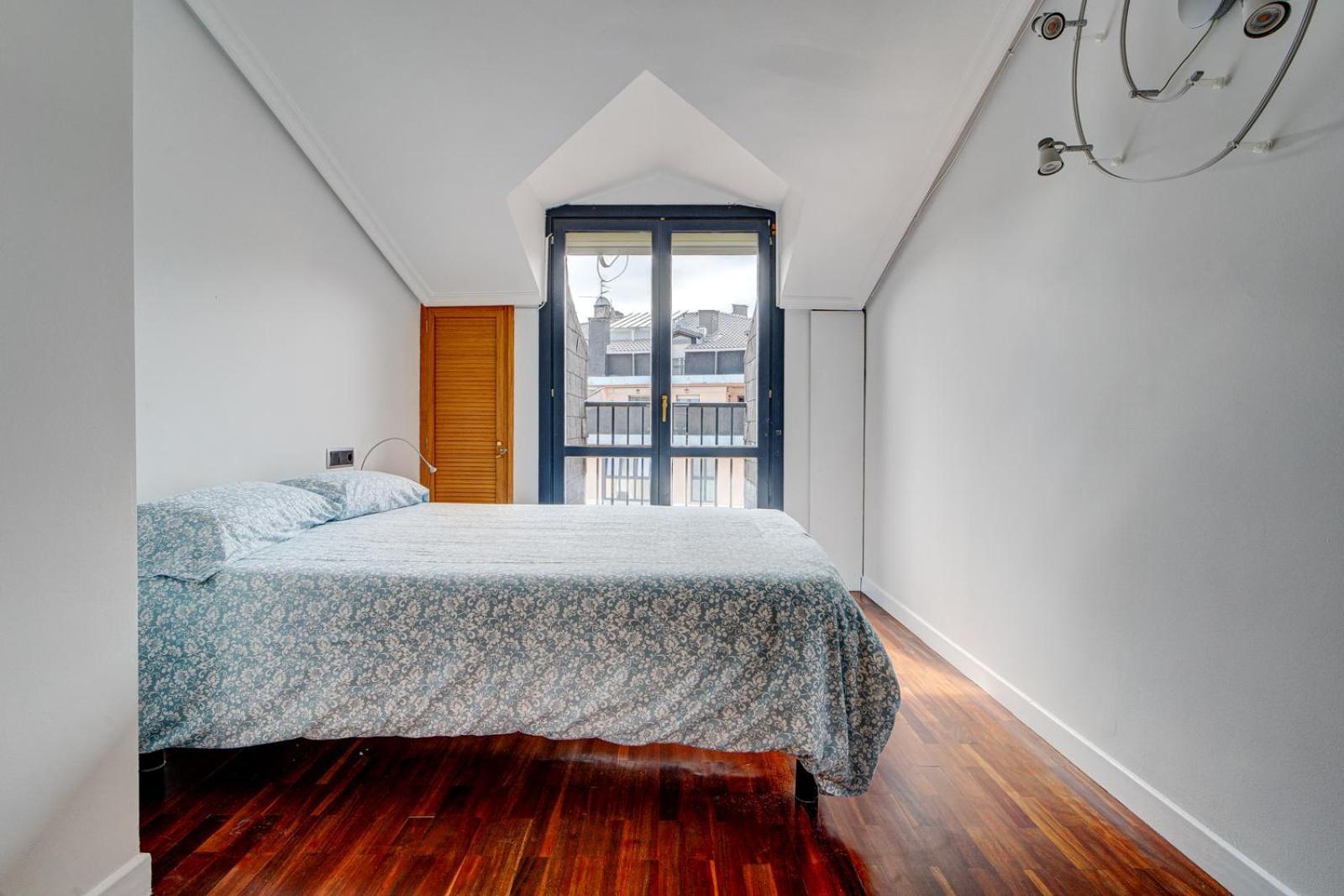 Luminoso Atico Con Terraza, Irun, Parking, 4Pax Appartement Buitenkant foto