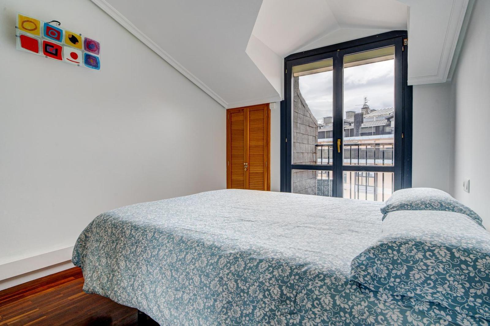 Luminoso Atico Con Terraza, Irun, Parking, 4Pax Appartement Buitenkant foto