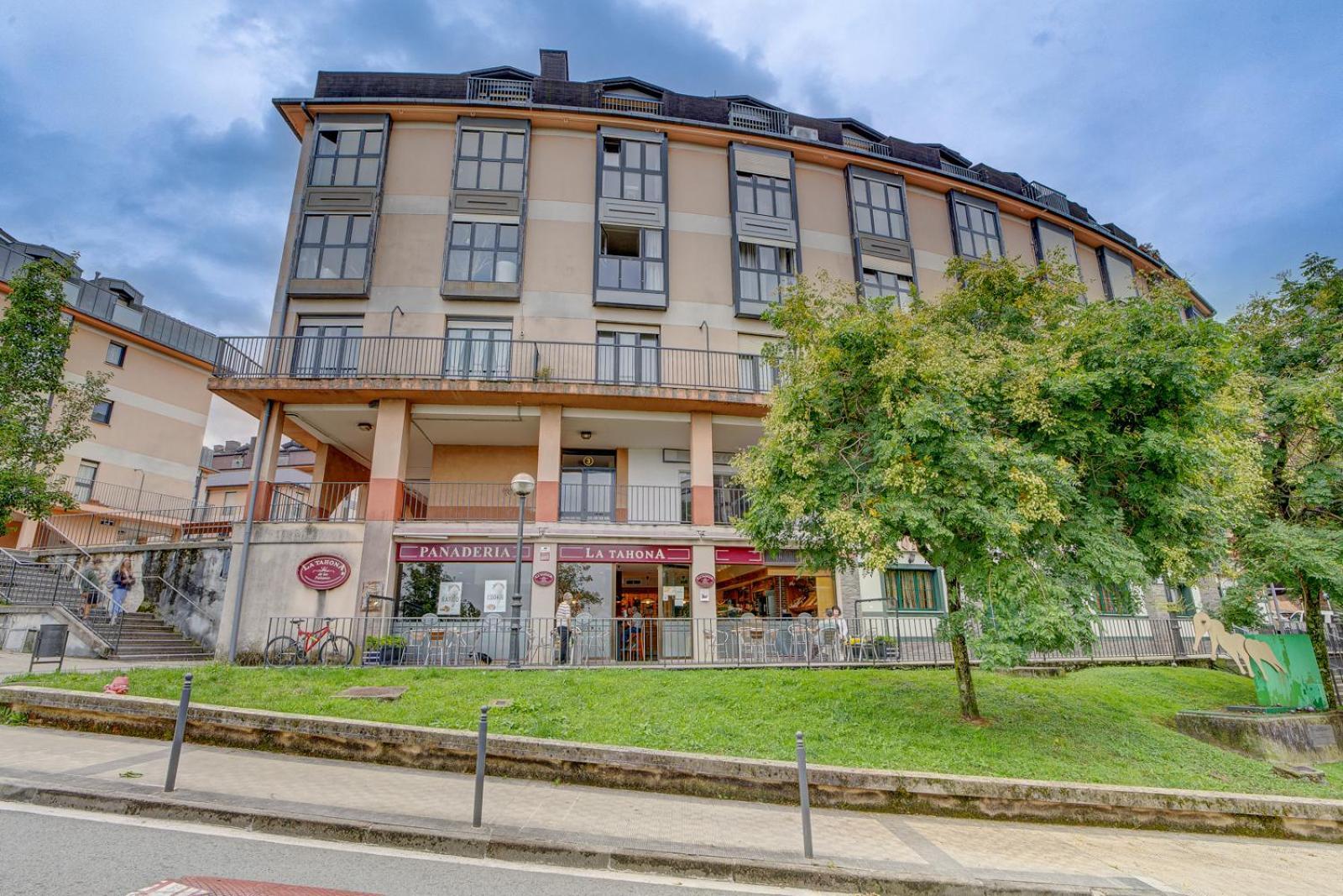 Luminoso Atico Con Terraza, Irun, Parking, 4Pax Appartement Buitenkant foto