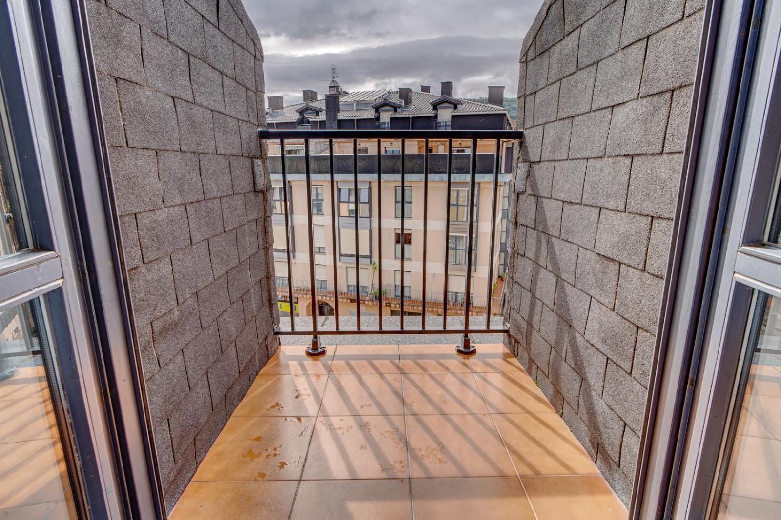 Luminoso Atico Con Terraza, Irun, Parking, 4Pax Appartement Buitenkant foto